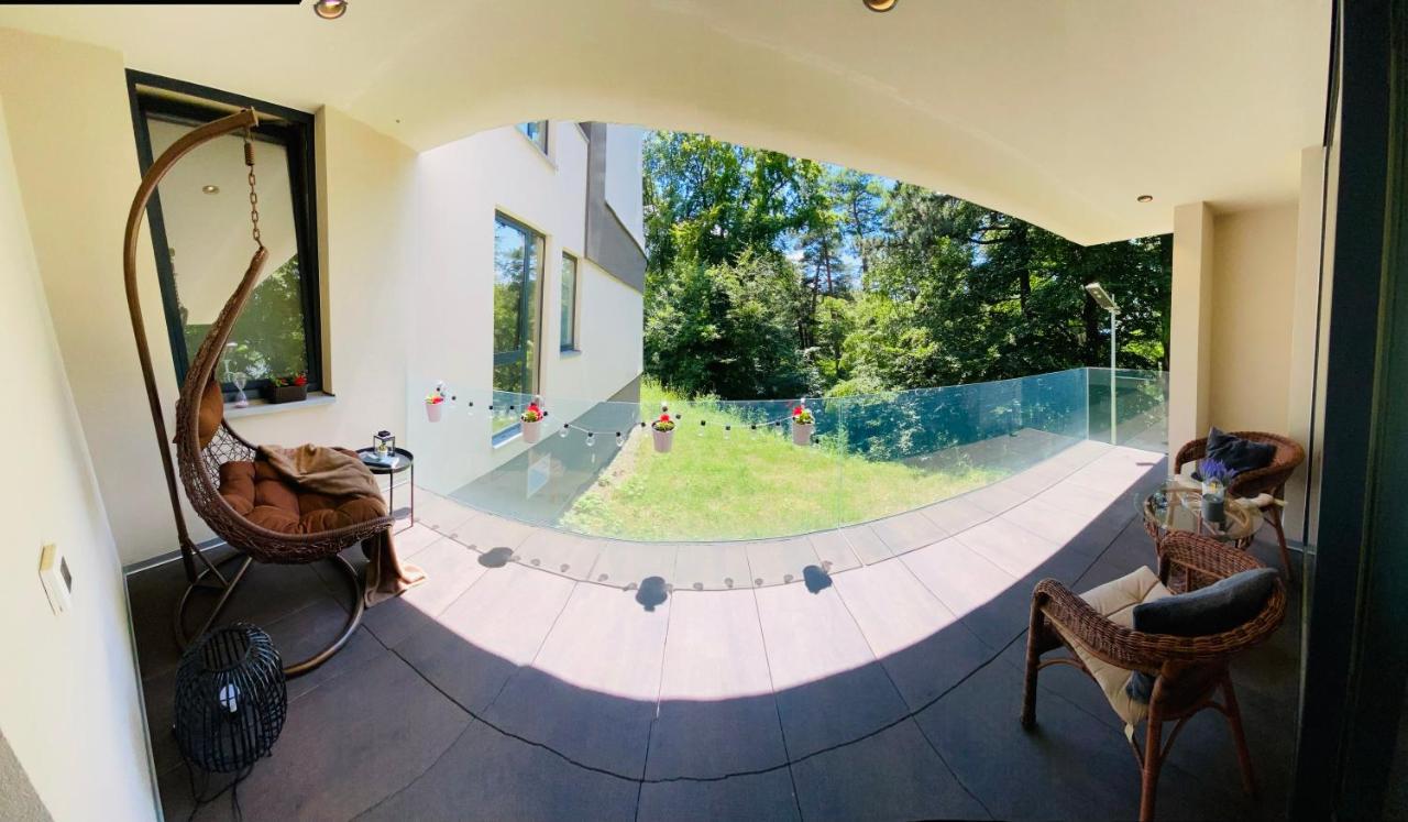8Ight Appartement Braşov Buitenkant foto