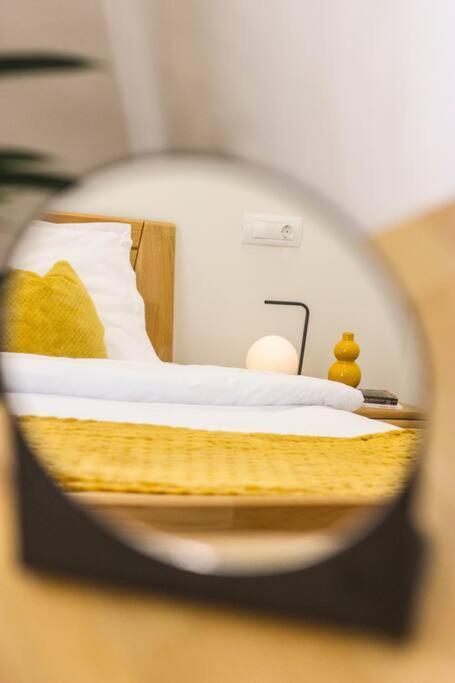 8Ight Appartement Braşov Buitenkant foto